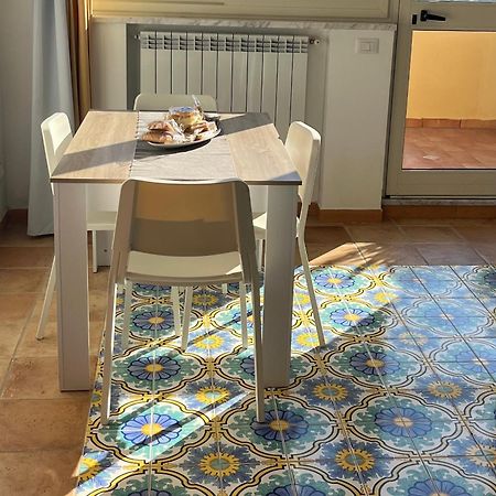 Colli di Fontanelle Sirenai Apartment מראה חיצוני תמונה